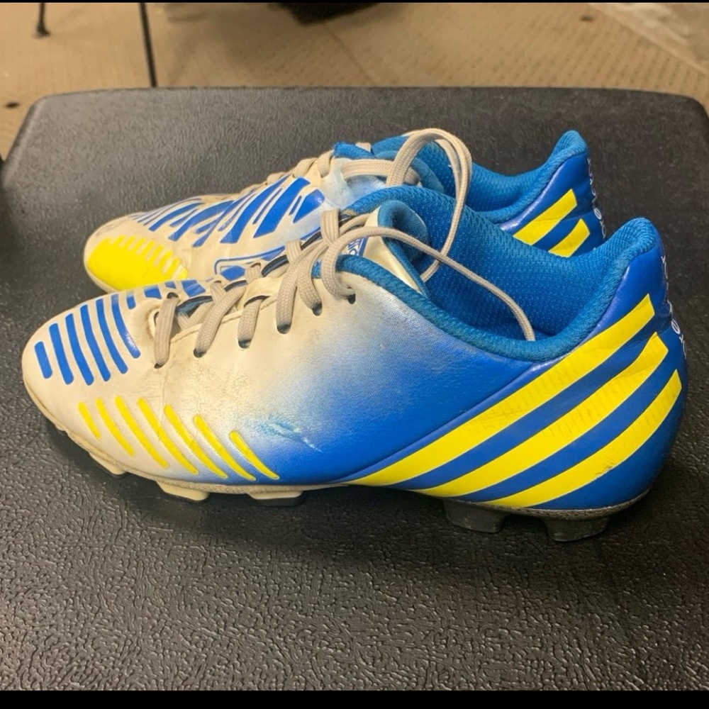 Adidas Predator Predito Indoor Soccer Shoes
